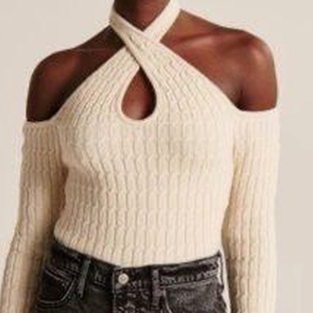 Abercrombie & Fitch Cable Knit Twist Halter Sweater